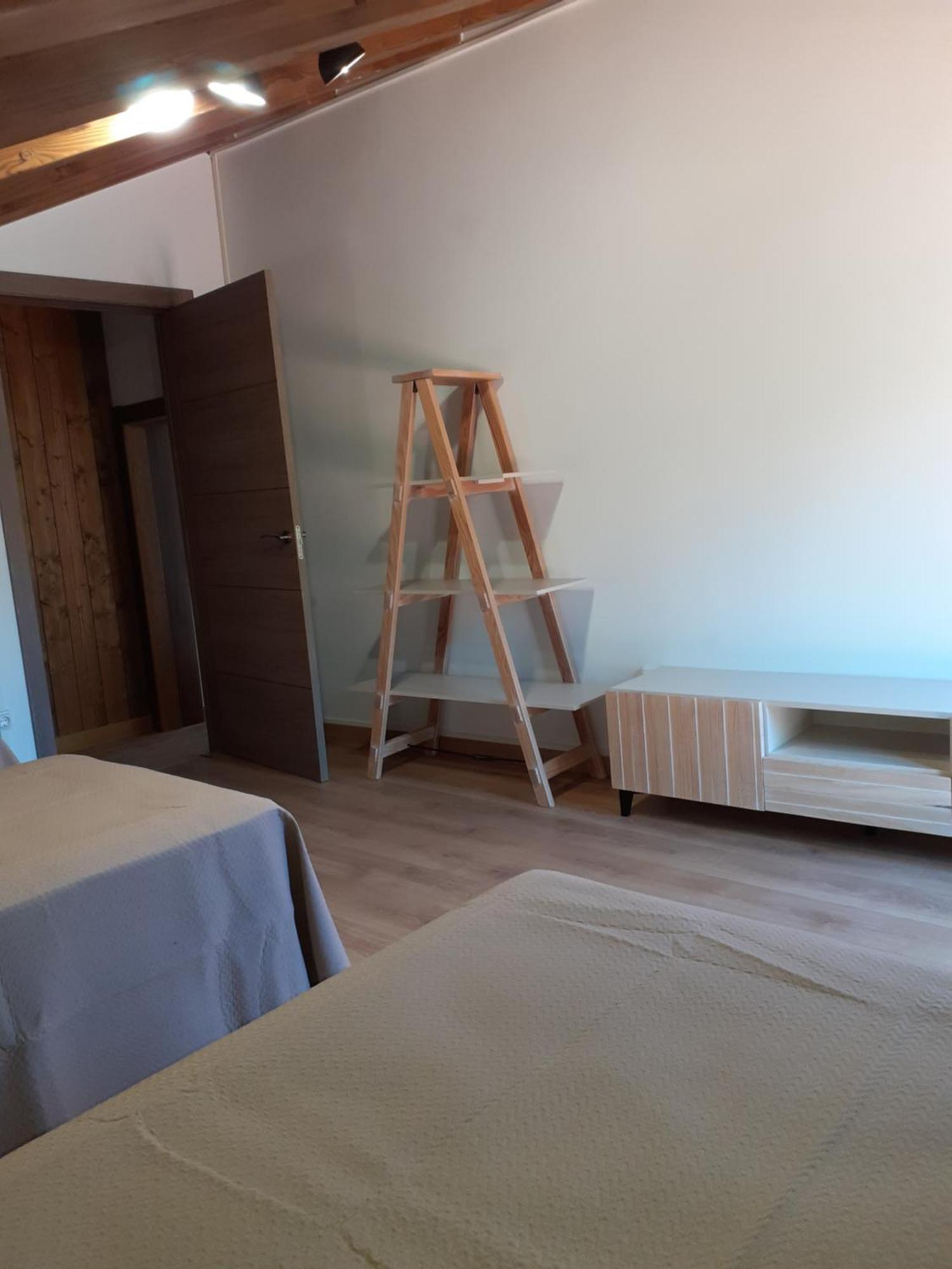 Apartmán Casa Binuales Pedruel Exteriér fotografie